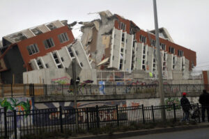 خرابی سازه بر اثر زلزله
